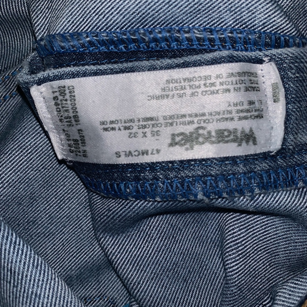 Jeans - Picture 3 of 4